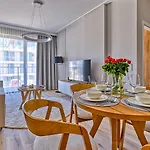 Appartement D309 Eco Boho 2 Sypialniami Z Basenem, Sauna, Jacuzzi, Przy Samej Plazy - 5d *